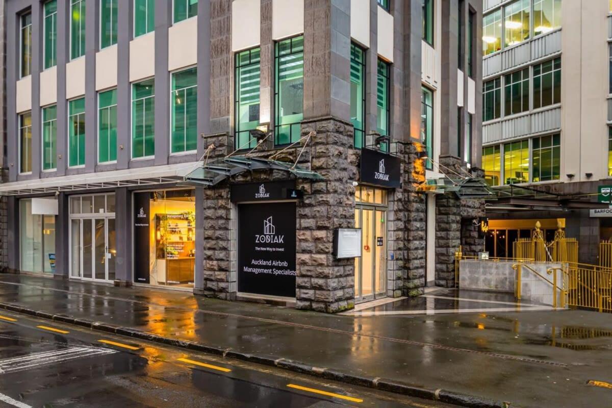 Bright One Bedroom Beauty With Balcony And Unbeatable Views Auckland Exterior photo