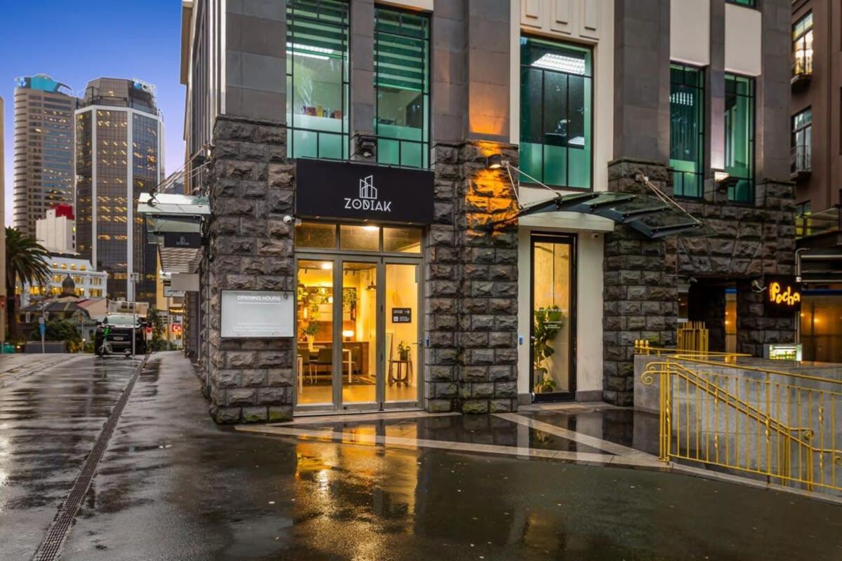 Bright One Bedroom Beauty With Balcony And Unbeatable Views Auckland Exterior photo